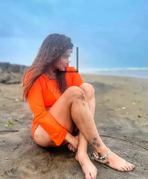 Outstation Feeza Image