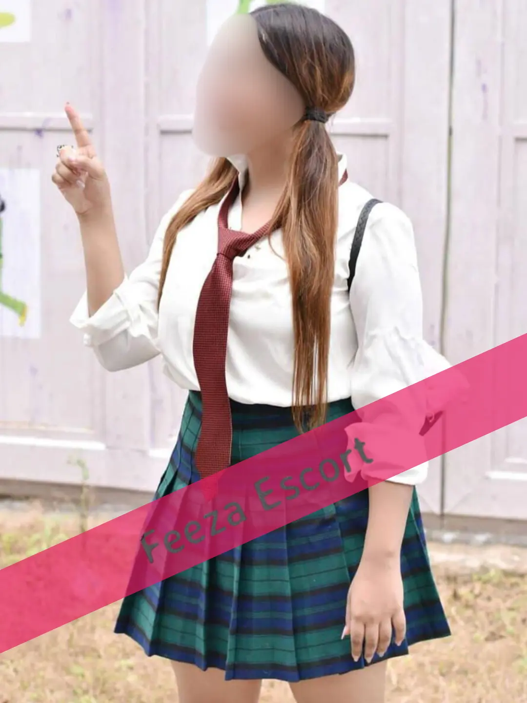 Emily, air hostess escort in Mahipalpur providing elite companionship in luxury hotels