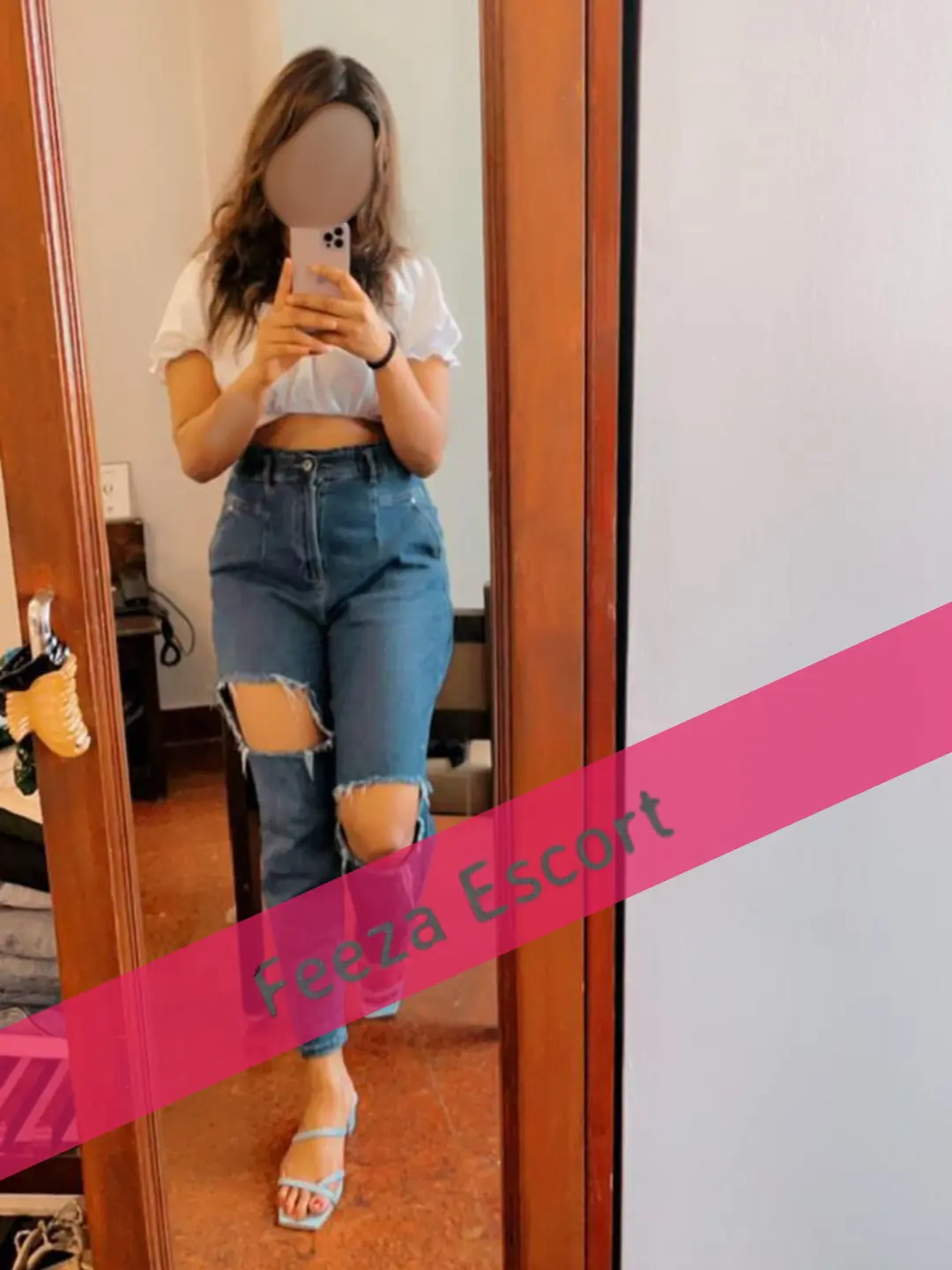 Ritika, 27, independent escort in Gurgaon, available at Oberoi Hotel Cyber Hub